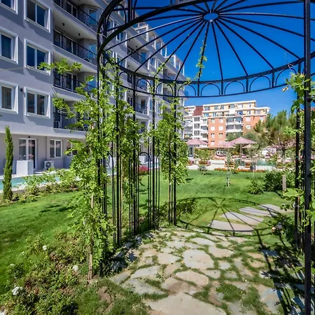 Jadore Deluxe Apartment Sunny Beach